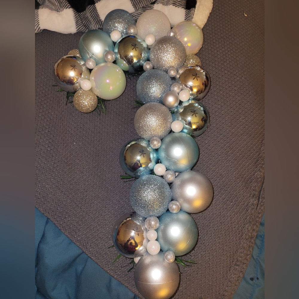 Ornament wreath